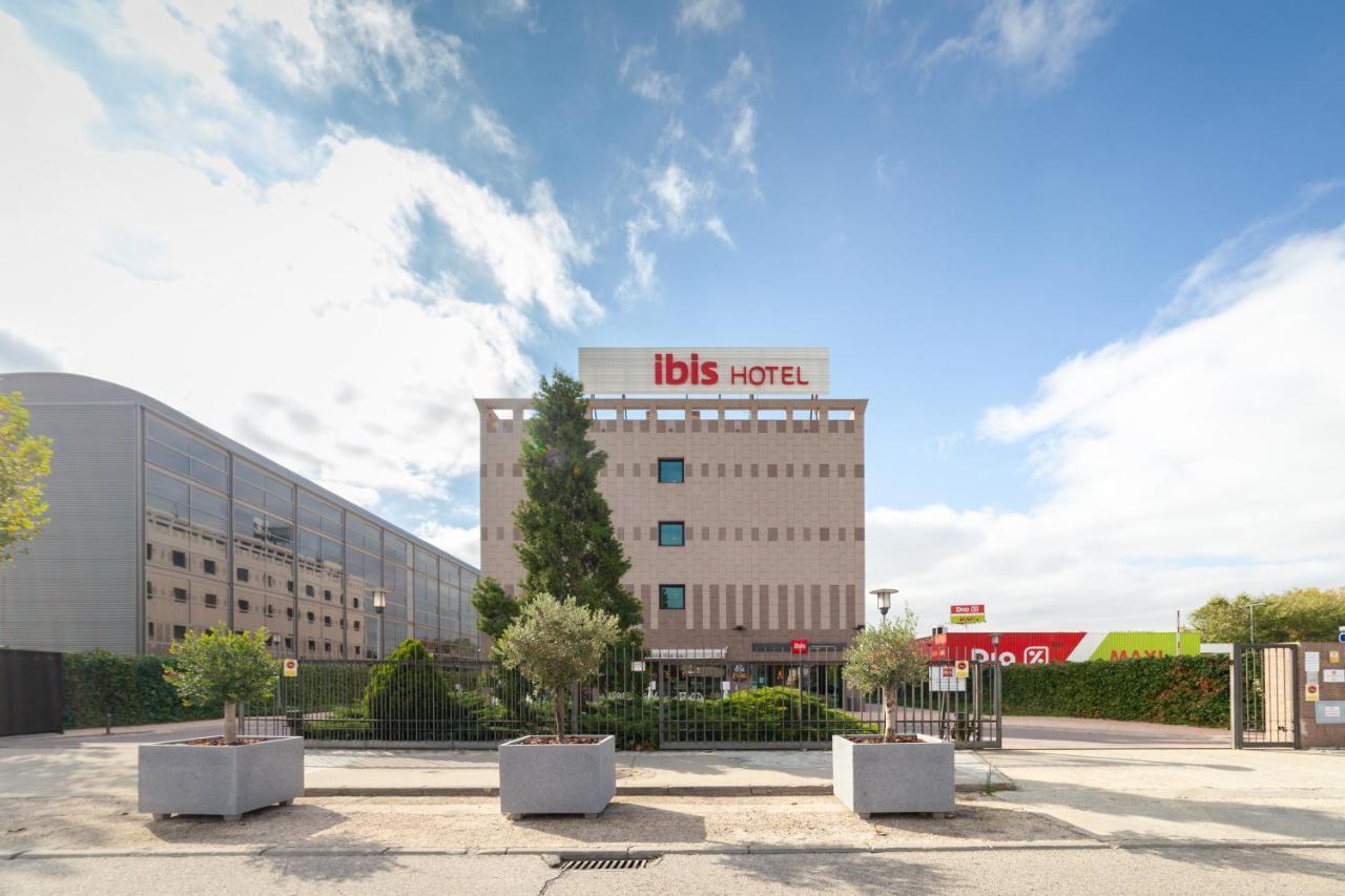 Ibis Alcala De Henares La Garena Hotel Bagian luar foto